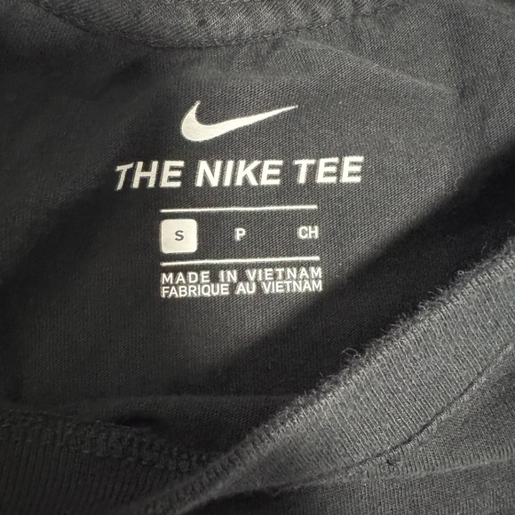 Nike Black Tee with White Logo - Picture 3 of 8